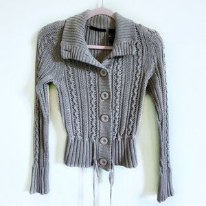 Women's Gray Cable Knit Sweater Size Medium